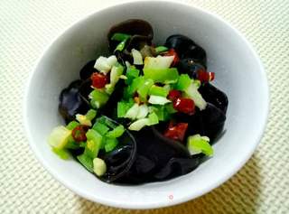 拌黑木耳的做法步骤：5