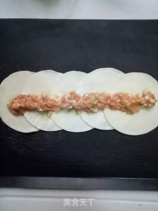 玫瑰花蒸饺的做法步骤:7