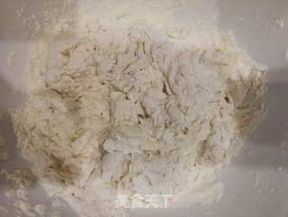 火腿肠兔子馒头卷的做法步骤:3