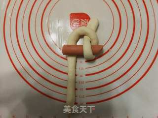 火腿肠兔子馒头卷的做法步骤:11