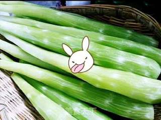 炝拌莴笋干的做法步骤:3