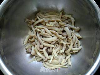 凉拌蟹味菇的做法步骤:5