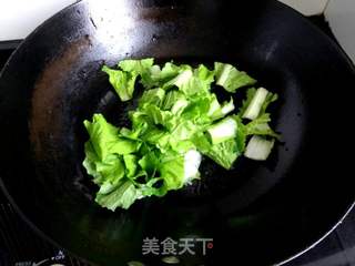 小白菜酱油炒面的做法步骤:5
