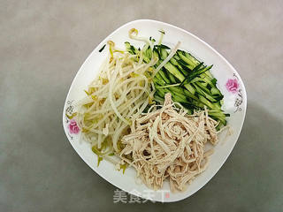 鸡丝凉面的做法步骤:5