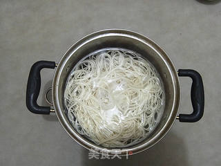 鸡丝凉面的做法步骤:9
