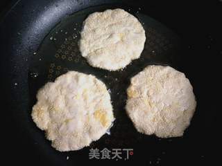 香蕉糯米饼的做法步骤:10