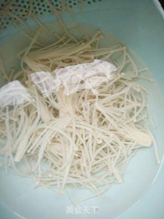培根金针菇的做法步骤:3