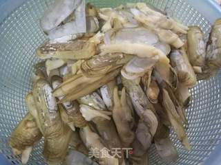 爆炒蛏子螺的做法步骤:4