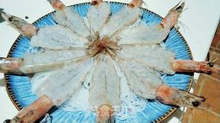 蒜蓉粉丝开背虾的做法步骤:4