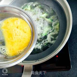 紫菜黄瓜蛋花汤的做法步骤:7