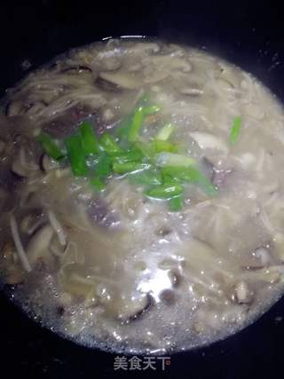 干贝杂菇牛肉羹的做法步骤:7