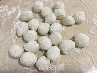 猪肉芹菜白菜水饺的做法步骤:3