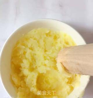 浇汁土豆泥的做法步骤:3