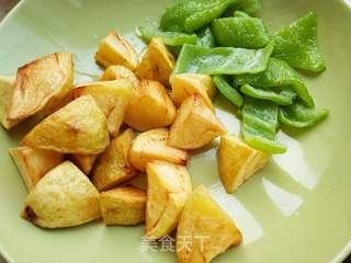 地三鲜的做法步骤:2