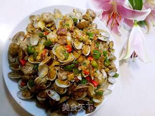 酱爆花甲的做法步骤:7