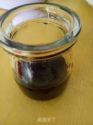 龟苓膏加牛奶布丁的做法步骤:4