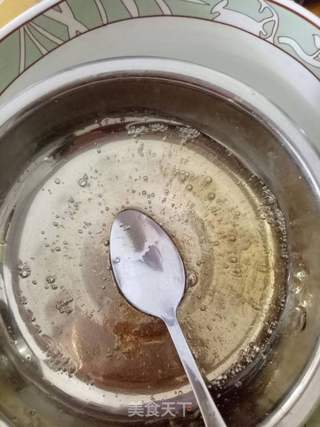 龟苓膏加牛奶布丁的做法步骤:7