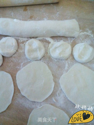 白菜饺子的做法步骤:9