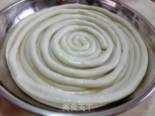 一根长寿面的做法步骤:6