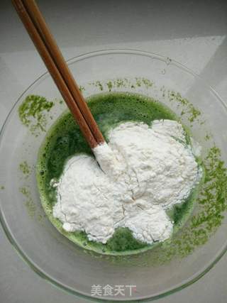 菠菜鸡蛋饼的做法步骤:7