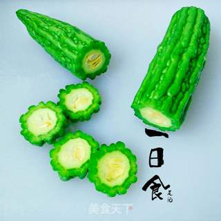 苦瓜鸡蛋饼的做法步骤:2