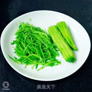 苦瓜鸡蛋饼的做法步骤:3