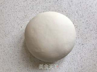 萌萌猫爪馒头的做法步骤:2