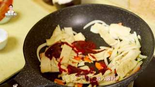韩式炒鱼饼的做法原来可以这么多而且还很简单哦的做法步骤:19