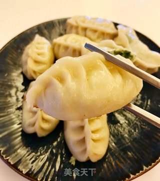 芹菜虾米肉馅煎饺的做法步骤：10