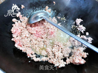 打卤面(肉蛋卤)的做法步骤:2