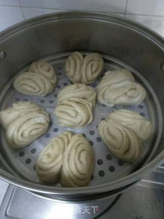 荞麦面花卷的做法步骤:9