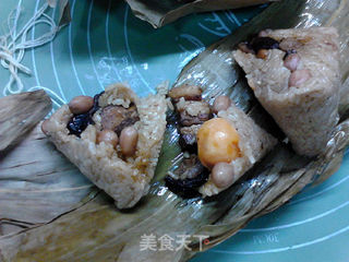 竹荪蛋台湾肉粽粥的做法步骤:5