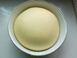 环形豆沙卷的做法步骤:6