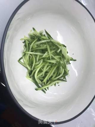 口水鸡的做法步骤：1