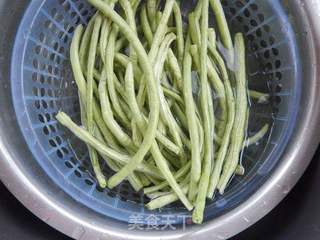 肉末豆角煎包的做法步骤:3