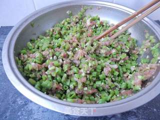 肉末豆角煎包的做法步骤:5