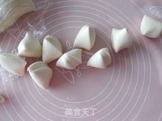肉末豆角煎包的做法步骤:6