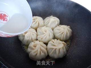 肉末豆角煎包的做法步骤:10