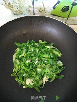 地皮菜粉丝炒鸡蛋的做法步骤:7