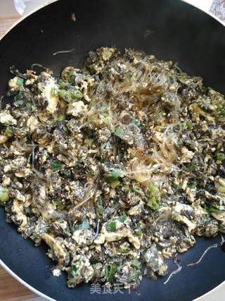 地皮菜粉丝炒鸡蛋的做法步骤:11
