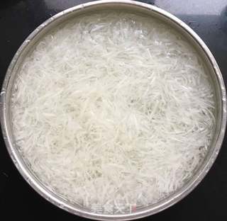 海蛎子萝卜丝猪肉水饺的做法步骤:2