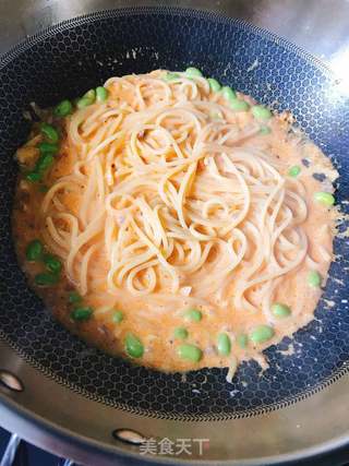 奶香青豆意大利面的做法步骤:6
