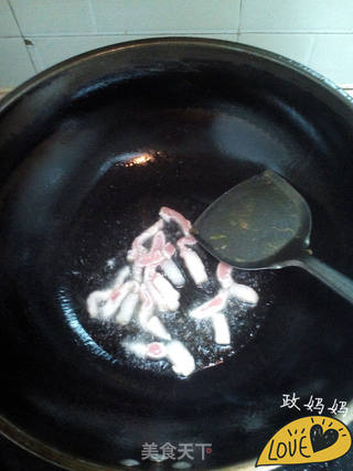 咸菜炒干鱿鱼的做法步骤:5