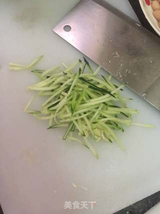 凉拌花生豆皮的做法步骤：7