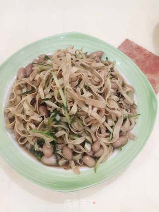 凉拌花生豆皮的做法步骤:12