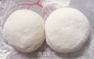 蒸大饼的做法步骤：1