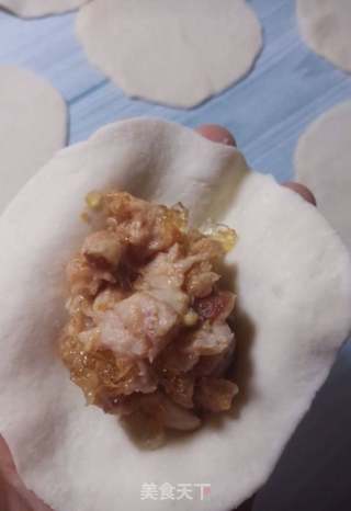 灌汤生煎包的做法步骤:7