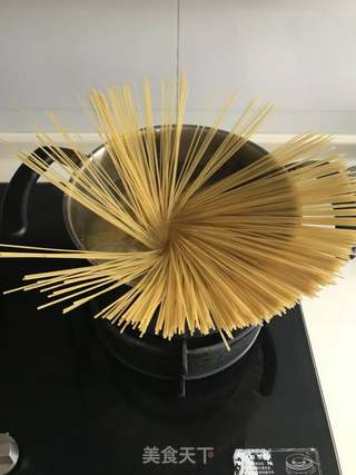 番茄意面的做法步骤:2