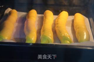 南瓜奶棒面包的做法步骤:12