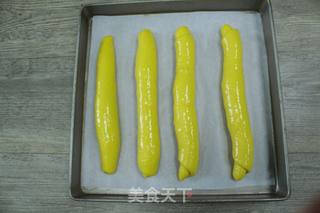 南瓜奶棒面包的做法步骤:13